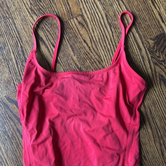 Victoria’s Secret Women’s 10 One Piece Swimsuit Straps Lightweight Baywatch - Picture 2 of 4